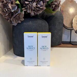 2 Supergoop dew screen daily hydrator and primer